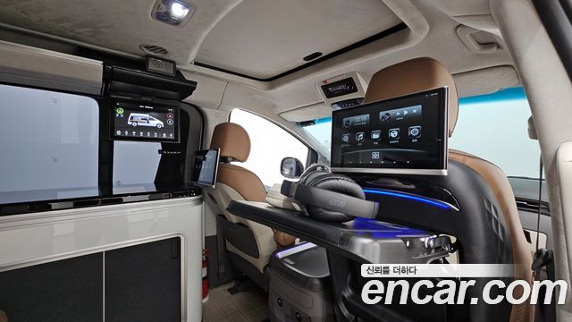 Hyundai Staria 4WD Camper Prestige Camper 4Seater 2023 — фото 27
