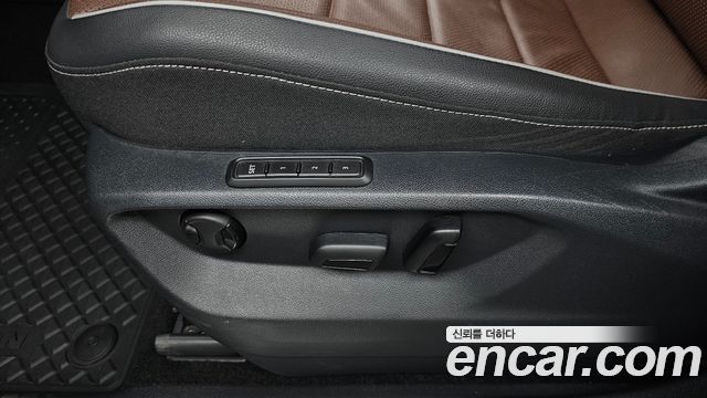 Volkswagen Tiguan Allspace 2.0 TSI Prestige 2024 — фото 32