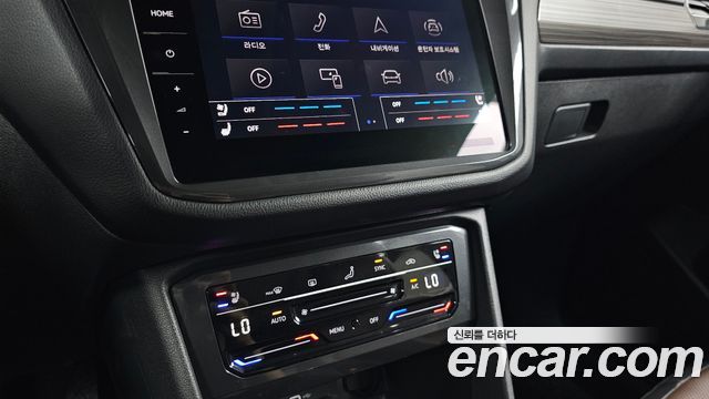 Volkswagen Tiguan Allspace 2.0 TSI Prestige 2024 — фото 34