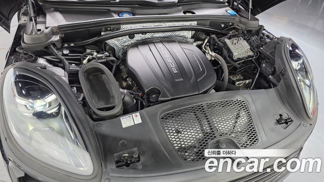 Porsche Macan 2.0 95B 2019 — фото 6
