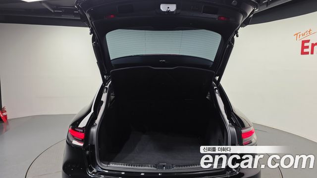 Porsche Macan 2.0 95B 2019 — фото 24