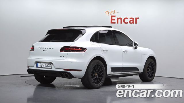 Porsche Macan 3.0 GTS 95B 2017 — фото 2