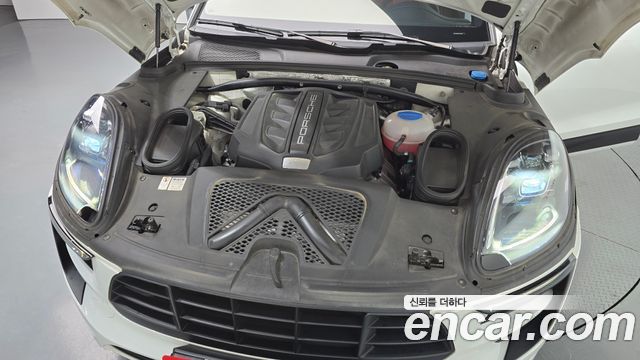 Porsche Macan 3.0 GTS 95B 2017 — фото 6