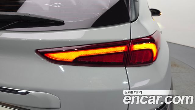 Hyundai Kona Gasoline 2.0 2WD Inspiration 2021 — фото 23