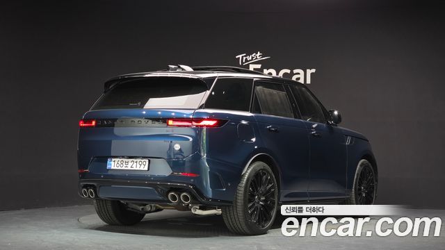 Land Rover Range Rover Sport (III) P635 SV Edition 2 2025 — фото 2