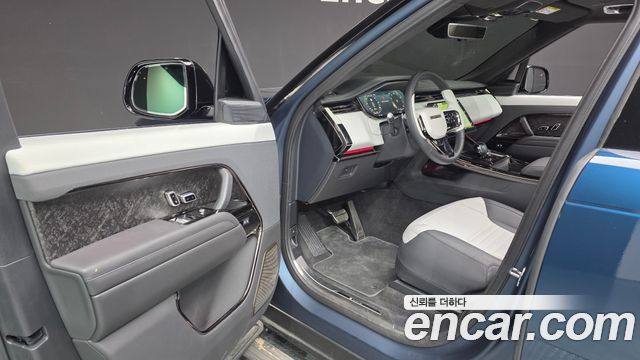 Land Rover Range Rover Sport (III) P635 SV Edition 2 2025 — фото 10