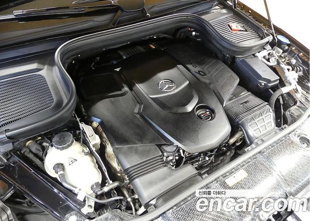 Mercedes-Benz GLE-Class (W167) GLE400d 4MATIC Coupe 2023 — фото 6