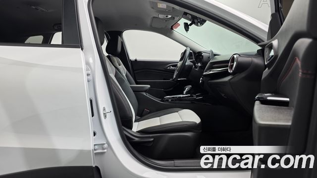 Chevrolet Trax Crossover 1.2 Red Line 2025 — фото 26