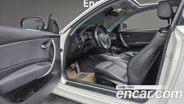 BMW 1 Series (E82) 120d Coupe Sport 2012 — фото 12