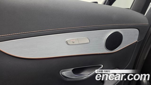 Mercedes-Benz EQC (N293) EQC400 4MATIC 2020 — фото 19