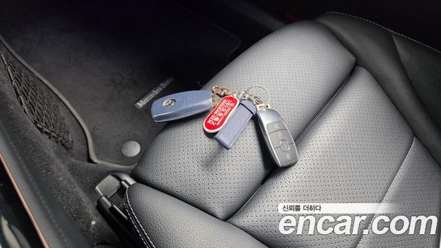 Mercedes-Benz EQC (N293) EQC400 4MATIC 2020 — фото 35
