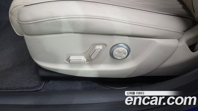 Genesis G80 (RG3) Gasoline 2.5 Turbo AWD 2022 — фото 34