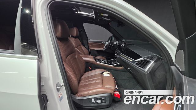 BMW X7 (G07) xDrive 40d M Sport 7 STR 2023 — фото 26