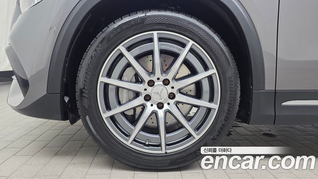 Mercedes-Benz GLA-Class (H247) GLA45 AMG 4MATIC+ 2021 — фото 5
