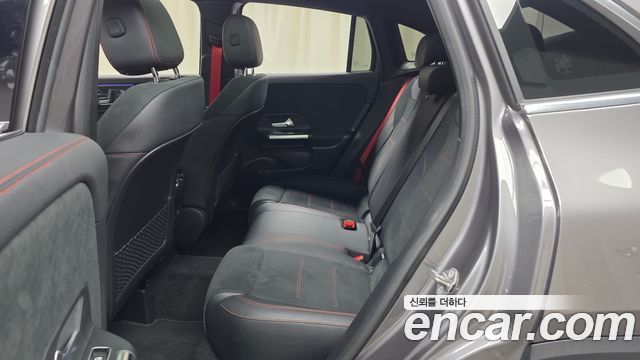 Mercedes-Benz GLA-Class (H247) GLA45 AMG 4MATIC+ 2021 — фото 12