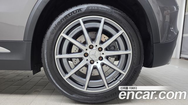 Mercedes-Benz GLA-Class (H247) GLA45 AMG 4MATIC+ 2021 — фото 21