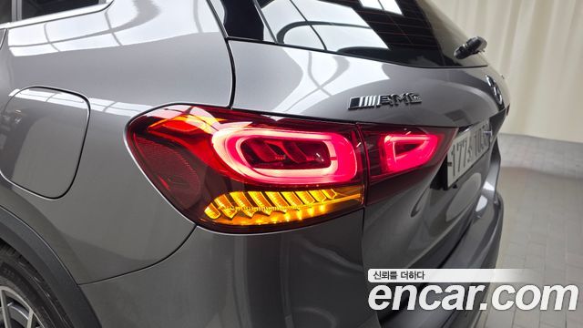Mercedes-Benz GLA-Class (H247) GLA45 AMG 4MATIC+ 2021 — фото 23