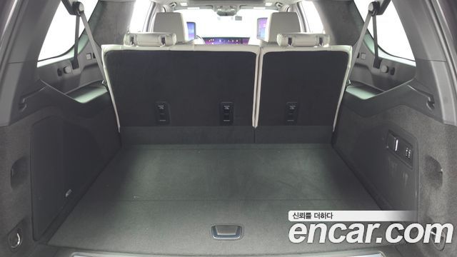 Cadillac Escalade (V) 6.2 ESV ESV Premium Luxury Platinum 2025 — фото 20