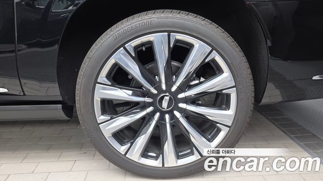 Cadillac Escalade (V) 6.2 ESV ESV Premium Luxury Platinum 2025 — фото 21