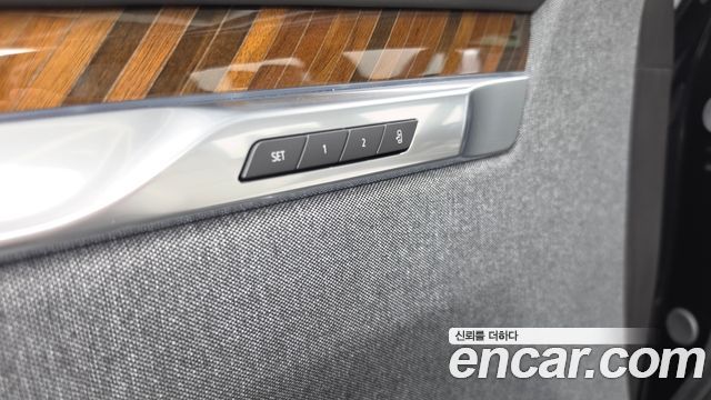 Cadillac Escalade (V) 6.2 ESV ESV Premium Luxury Platinum 2025 — фото 27