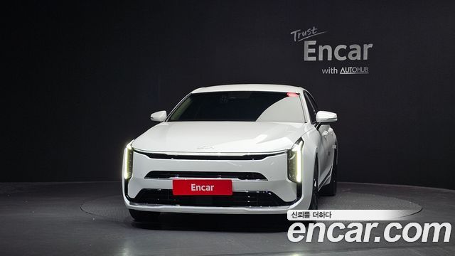 Kia K8 2.5 Gasoline 2WD Noblesse Light 2025 — фото 3