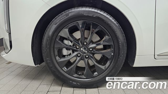 Kia K8 2.5 Gasoline 2WD Noblesse Light 2025 — фото 5