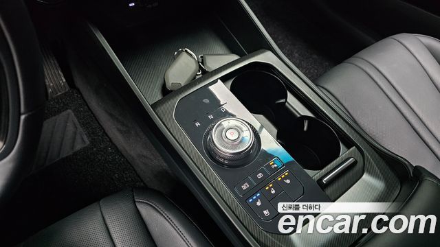 Kia K8 2.5 Gasoline 2WD Noblesse Light 2025 — фото 9