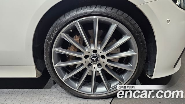 Mercedes-Benz E-Class (W213) E450 4MATIC Coupe 2021 — фото 21
