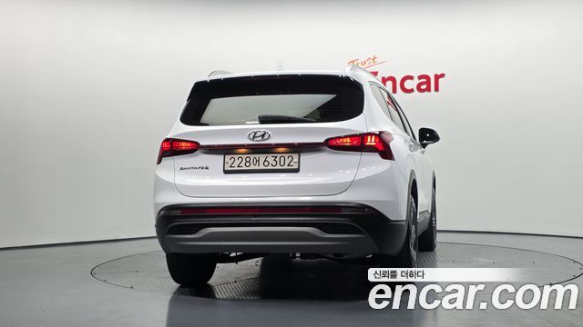 Hyundai Santa Fe Diesel 2.2 2WD Prestige 2022 — фото 4