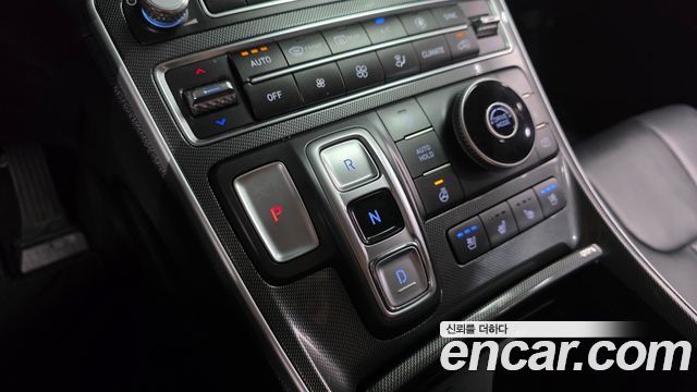Hyundai Santa Fe Diesel 2.2 2WD Prestige 2022 — фото 9