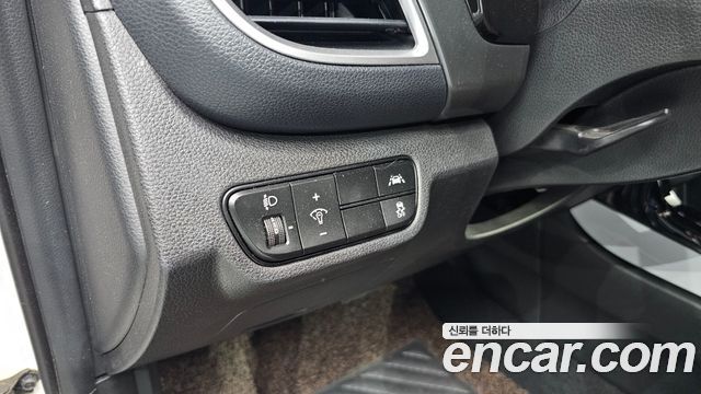 Kia Seltos Gasoline 1.6 Turbo 2WD Signature 2023 — фото 20