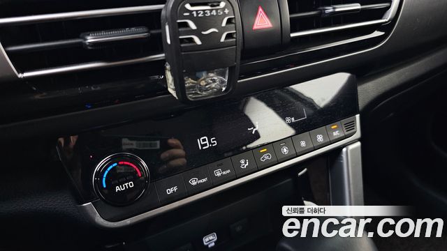 Kia Seltos Gasoline 1.6 Turbo 2WD Signature 2023 — фото 28