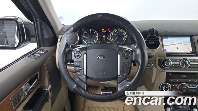 Land Rover Discovery 4 3.0 SDV6 SE 2016 — фото 13