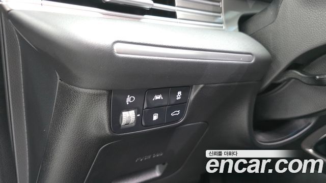 Hyundai Grandeur (IG) 3.0 LPi Rent Car Modern 2021 — фото 13