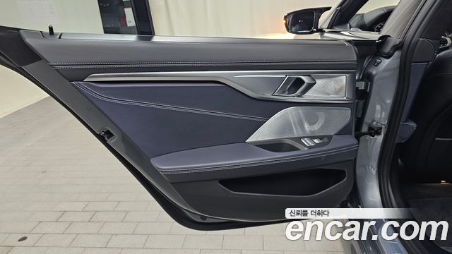 BMW 8 Series (G15) M850i xDrive Gran Coupe 2025 — фото 31