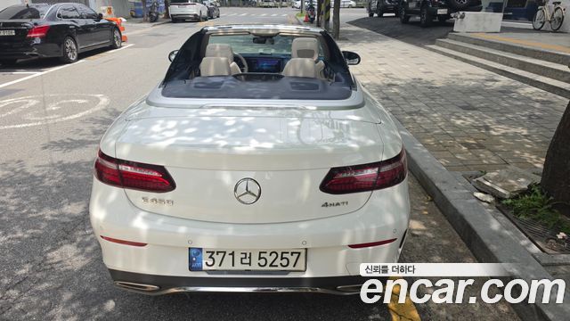 Mercedes-Benz E-Class (W213) E450 4MATIC Cabriolet 2021 — фото 5