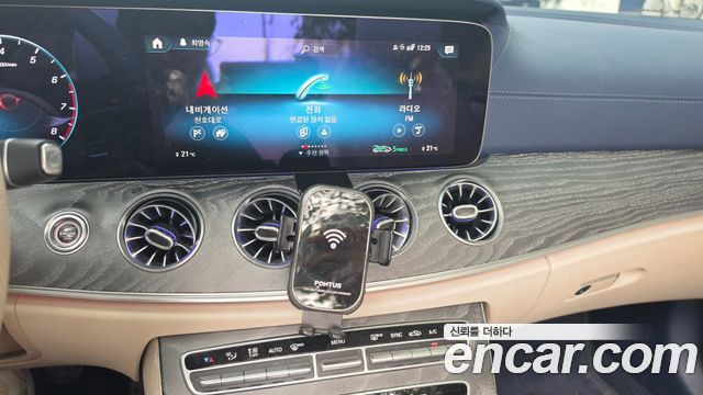 Mercedes-Benz E-Class (W213) E450 4MATIC Cabriolet 2021 — фото 18