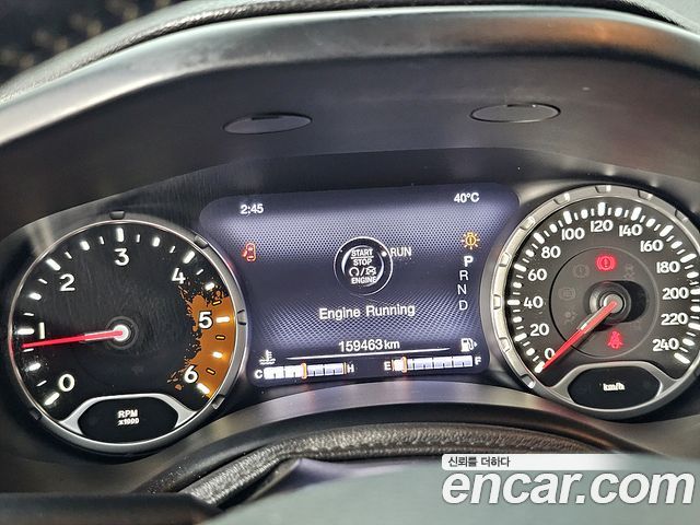 Jeep Renegade 2.0 Diesel Longitude AWD 2015 — фото 7