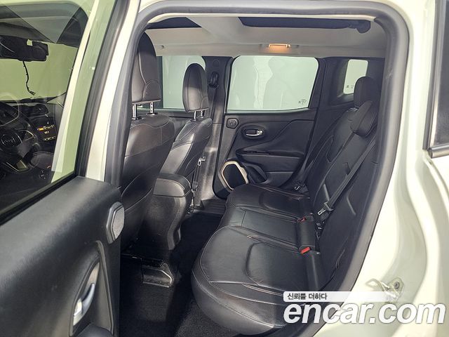 Jeep Renegade 2.0 Diesel Longitude AWD 2015 — фото 9