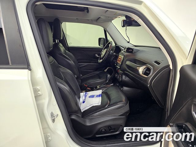Jeep Renegade 2.0 Diesel Longitude AWD 2015 — фото 15
