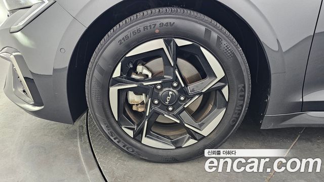 Kia K5 (III) 2.0 Noblesse 2024 — фото 5
