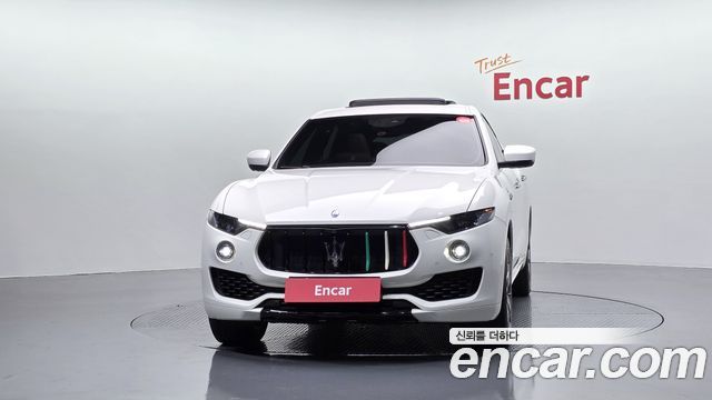Maserati Levante 3.0 AWD GranSport 2018 — фото 3
