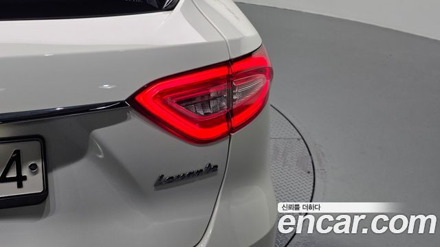 Maserati Levante 3.0 AWD GranSport 2018 — фото 29