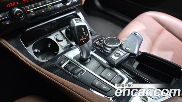 BMW 5 Series (F10) 520d M Aero Dynamic 2016 — фото 9