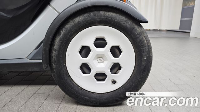 Renault Korea Twizy Life(2-Seater) 2020 — фото 21