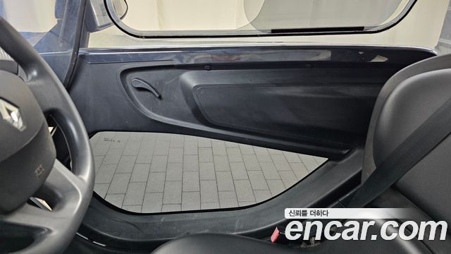 Renault Korea Twizy Life(2-Seater) 2020 — фото 25