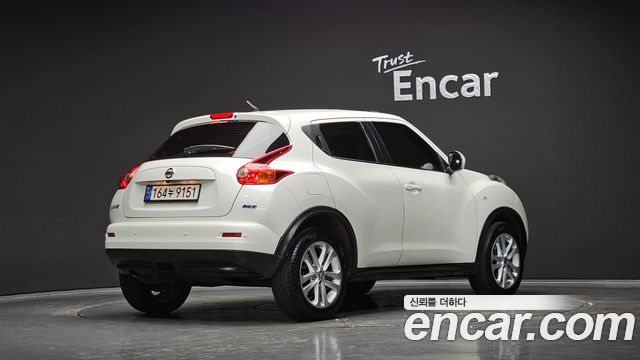 Nissan Juke 1.6 SV F15 2014 — фото 2