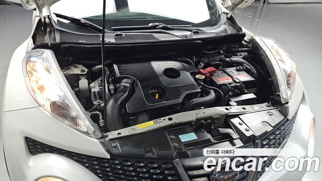 Nissan Juke 1.6 SV F15 2014 — фото 6