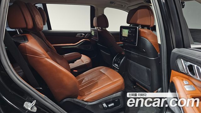BMW X7 (G07) xDrive 40i Design Pure Excellence 6-Seater 2021 — фото 12