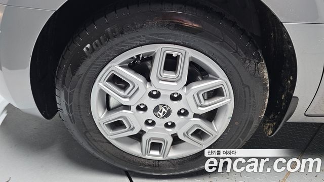 Hyundai Staria L3.5 Cargo 5-Seater Modern 2025 — фото 5